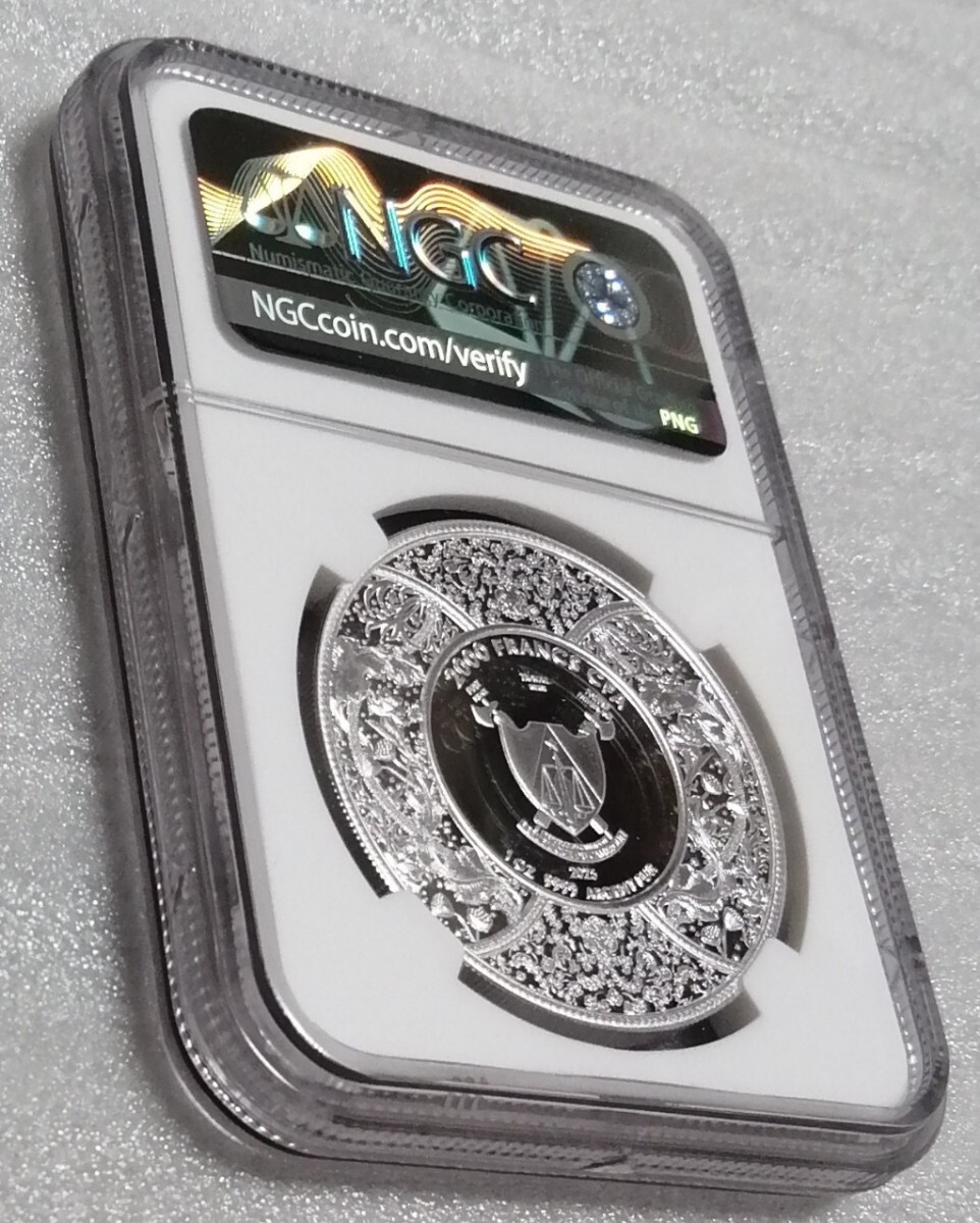カメルーン 2025 ヒンズー教の戦いの女神 ドゥルガー 銀貨 NGC PF70 PC9017
