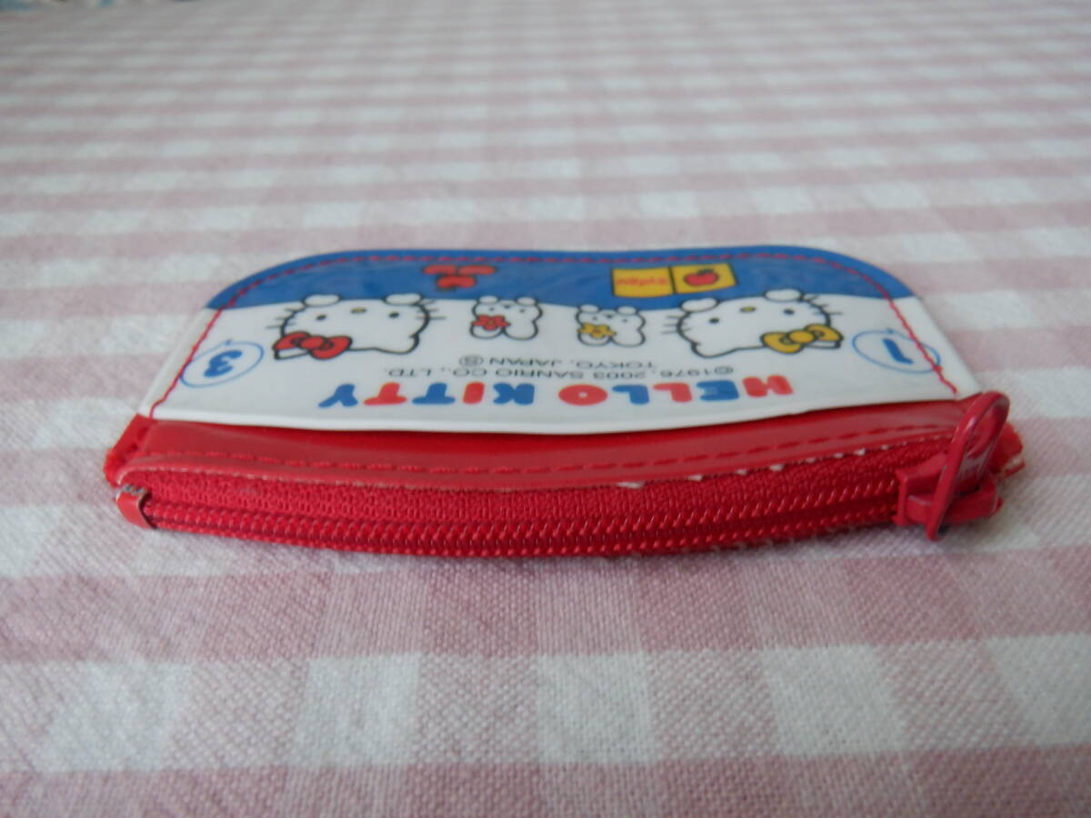 Ｅ８『レトロ感たっぷり？　ハローキティ　小銭入れ　サンリオ　２００３　ヴィンテージ　長期保管品』_画像5