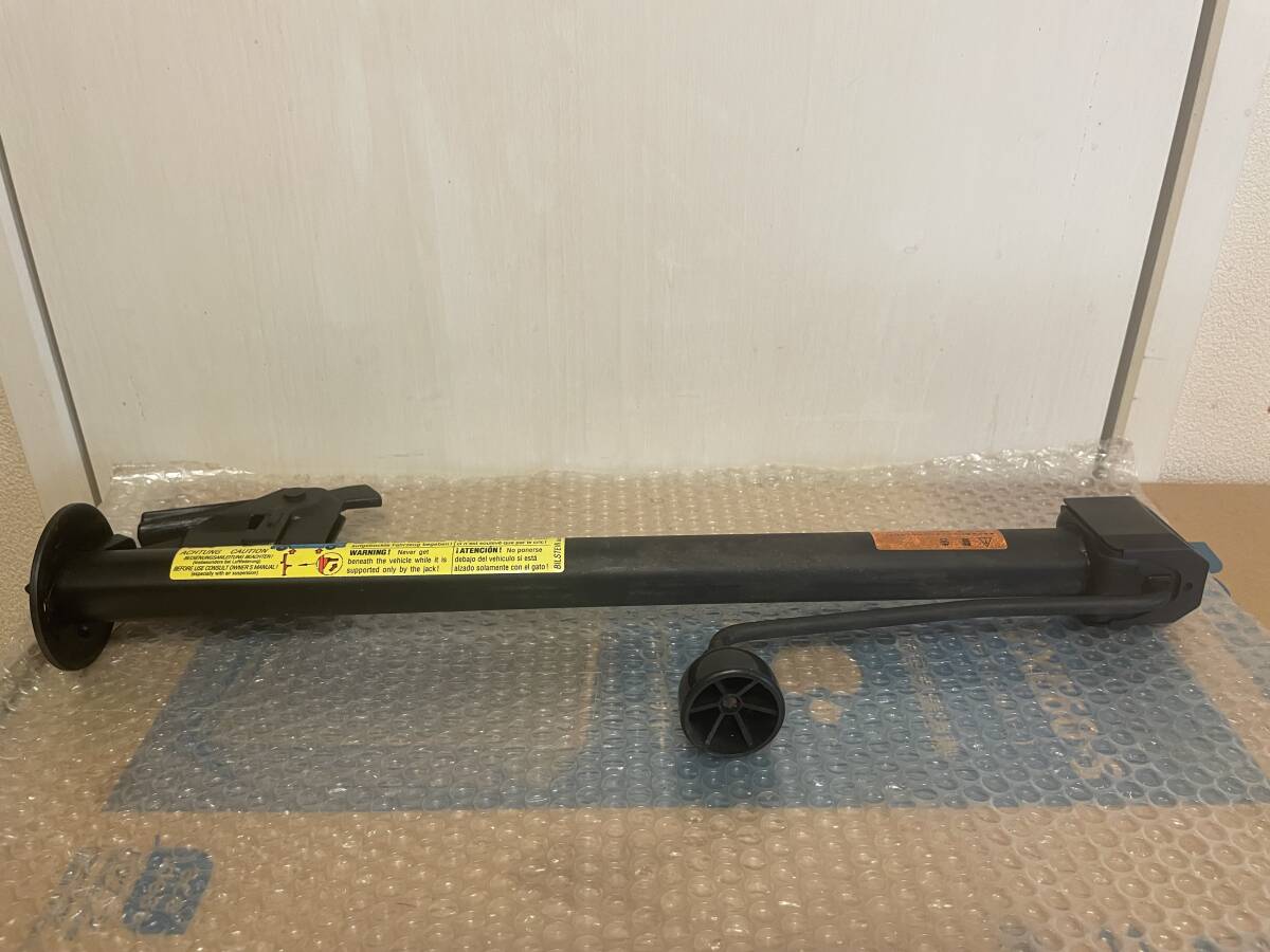 [美品] M BENZ 純正 車載ジャッキ [未使用品]