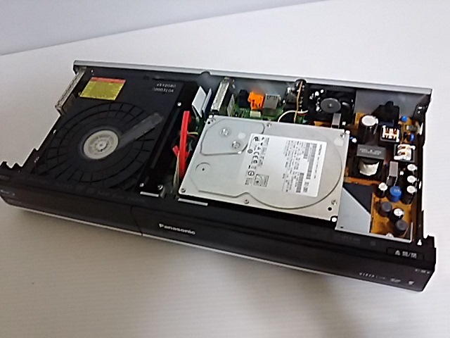 パナソニックDMR-BW880 ブルーレイレコーダー 1TB(2番組W録畫) 地デジ?BS?CS 新品リモコン付《整備済?フルメンテナンス品》