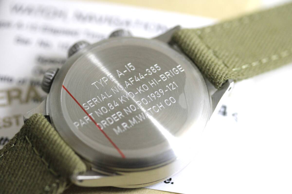 アメリカ陸軍航空隊モデルを復刻！M.R.M.W. ミリタリーウォッチ TYPE -A-15 ヴィンテージ 12時間表示のクォーツ腕時計 ブローバタイプ_画像3