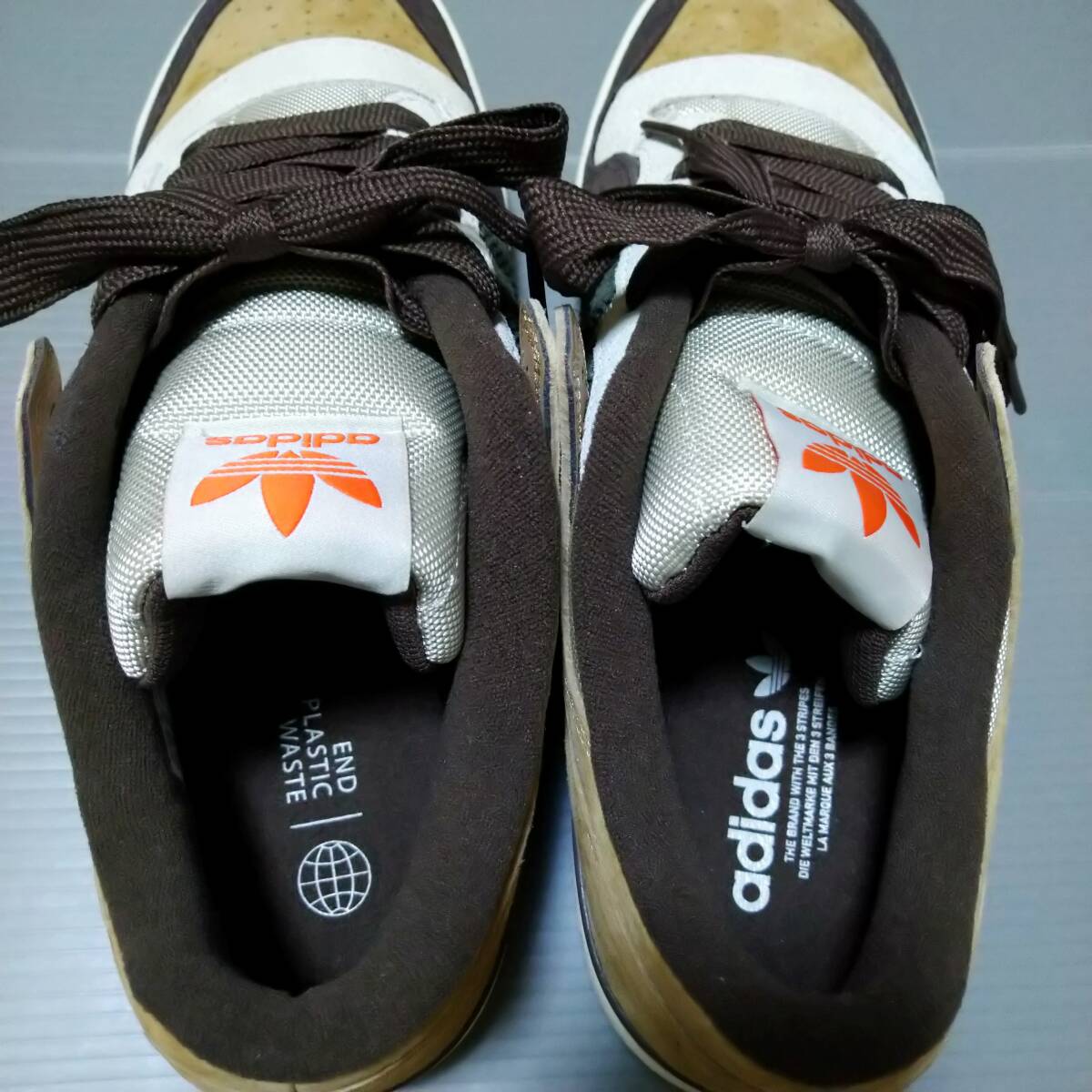 即決★未使用アディダスフォーラム84★28.5cmアルミナ×ブランチ×ブラウン_画像6