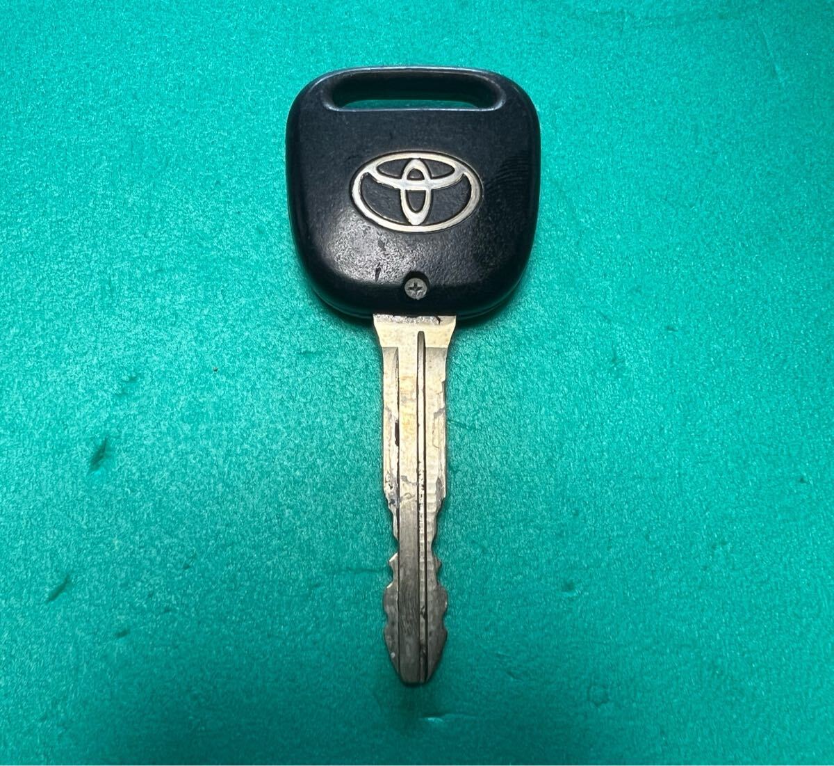 トヨタ リモコンキー 2ボタン JZX90 マークⅡ/チェイサー/クレスタ/ハイエース等 中古品
