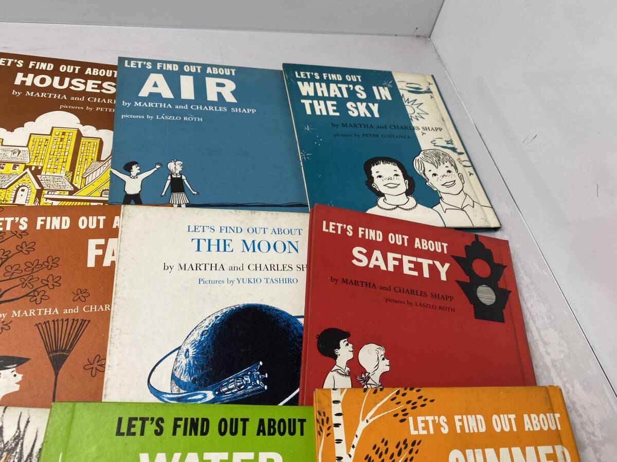 8/14★LET’S FIND OUT ABOUT★Grolier 絵本 海外絵本 ※全部英語【中古/現状品/シミや汚れあり】_画像3