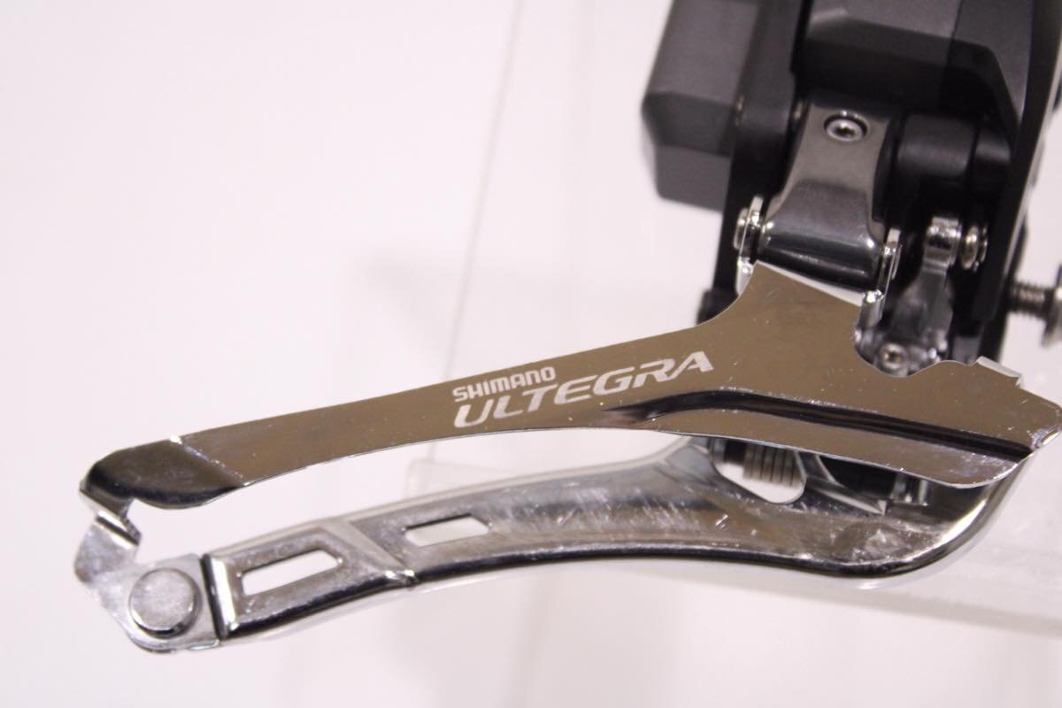 ●SHIMANO シマノ FD-6770 ULTEGRA 2s Di2 電動(dòng)変速 フロントディレイラー