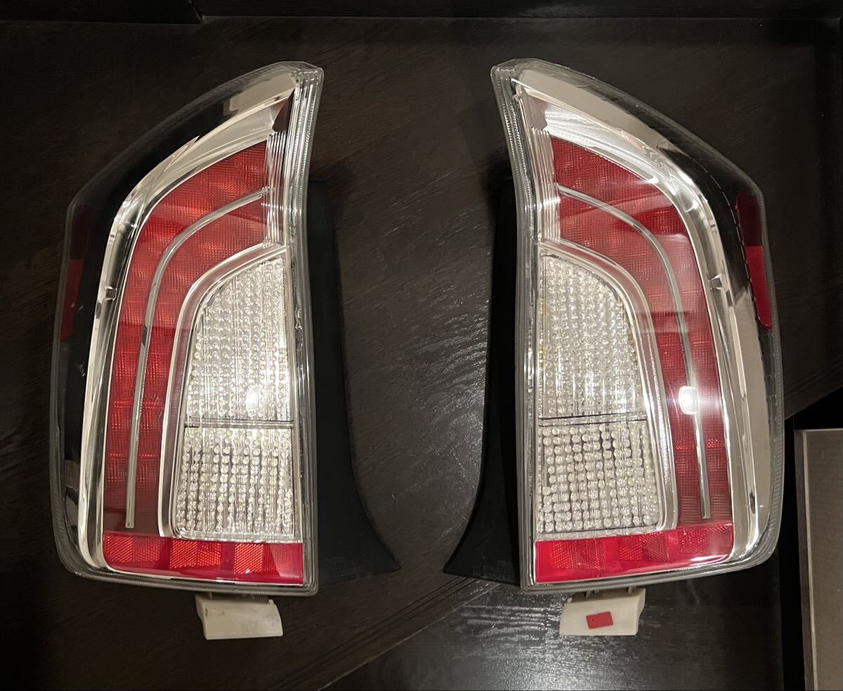 zvw30 30プリウスの後期テール全灯化