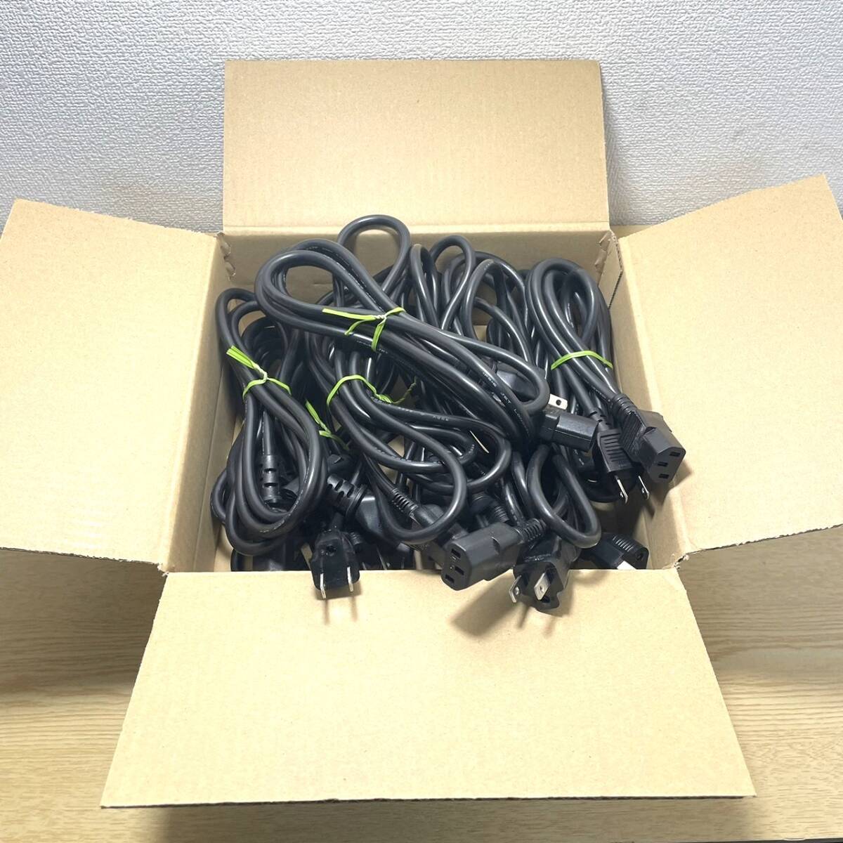 商品名【10本セット　電源ケーブル、AC電源ケーブル、パソコン用、液晶モニター用】ACケーブル