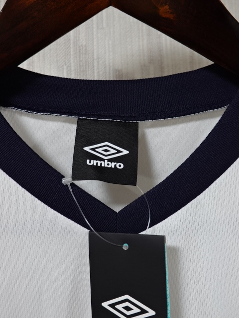 ■0818■UMBRO アンブロ 半袖プラクティスシャツ M 新品 タグ付●_画像2