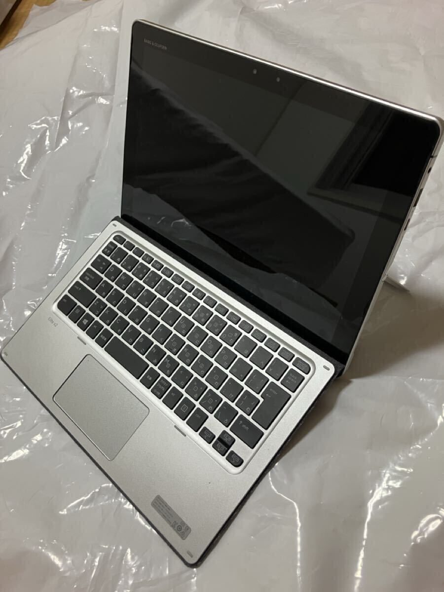 状態良好 HP Elite 1012 X2 G2 i5-7200U 2.50GHz 8GB SSD 256GB Windows 11 pro 64bit キーボード付き_画像3