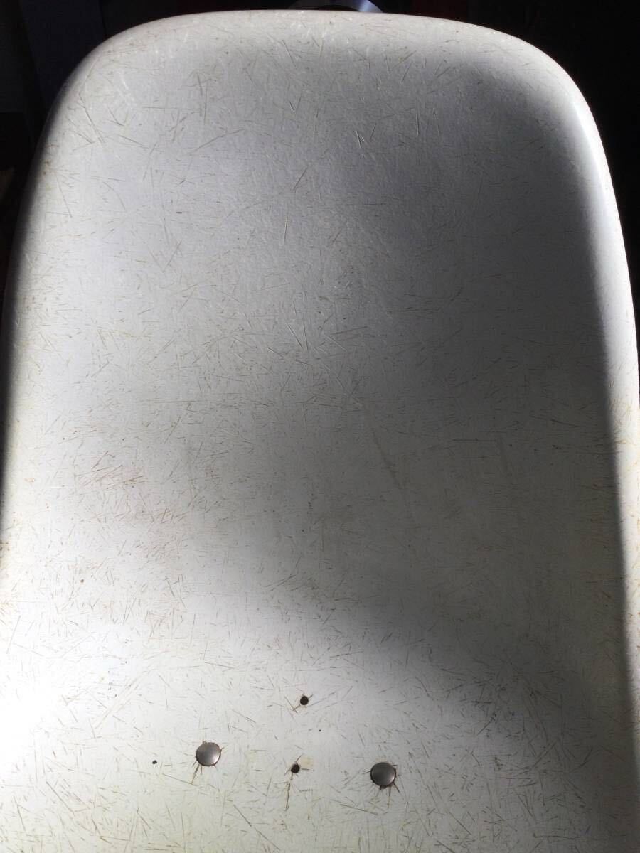 ●● 1976年製 オリジナル Herman Miller ハーマンミラー サイド シェル チェア エッフェルタワーベース _画像9