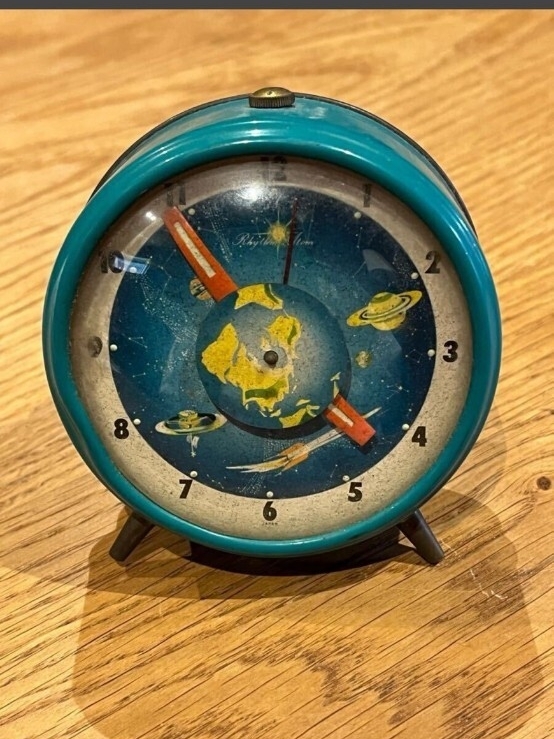 Rhythm Atom/目覚まし時計/ゼンマイ式/昭和レトロ/置き時計/インテリア/昭和レト口目覚まし時計_画像1