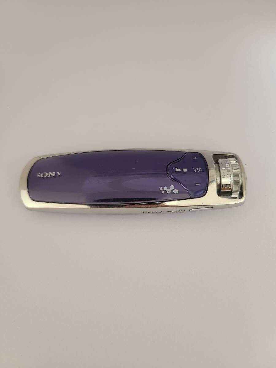 SONY NW-S705F ウォークマ2GB(一部動作未確認) ヴァイオレット SONY NW-S705F ウォークマ2GB(一部動作未確認) ヴァイオレット