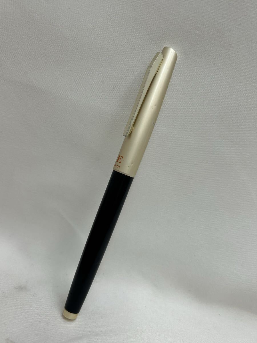ST0829 pilot/パイロット ELITE エリート 萬年筆 14K-585 レトロ ブラック×ゴールド絙?