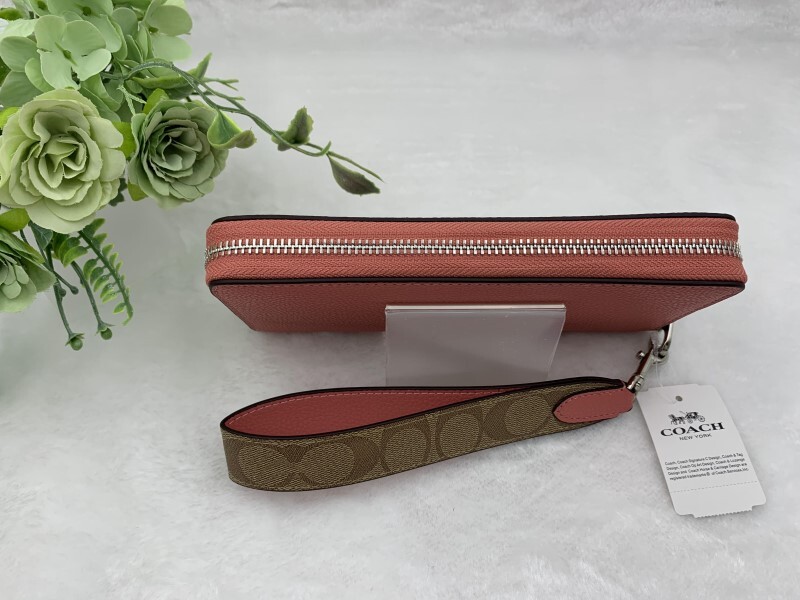 大人気【COACH】ストラップ付長財布〈ギフトにも♪〉 コーチ COACH 長財布 財布 レディース ピンク ストラップ付き