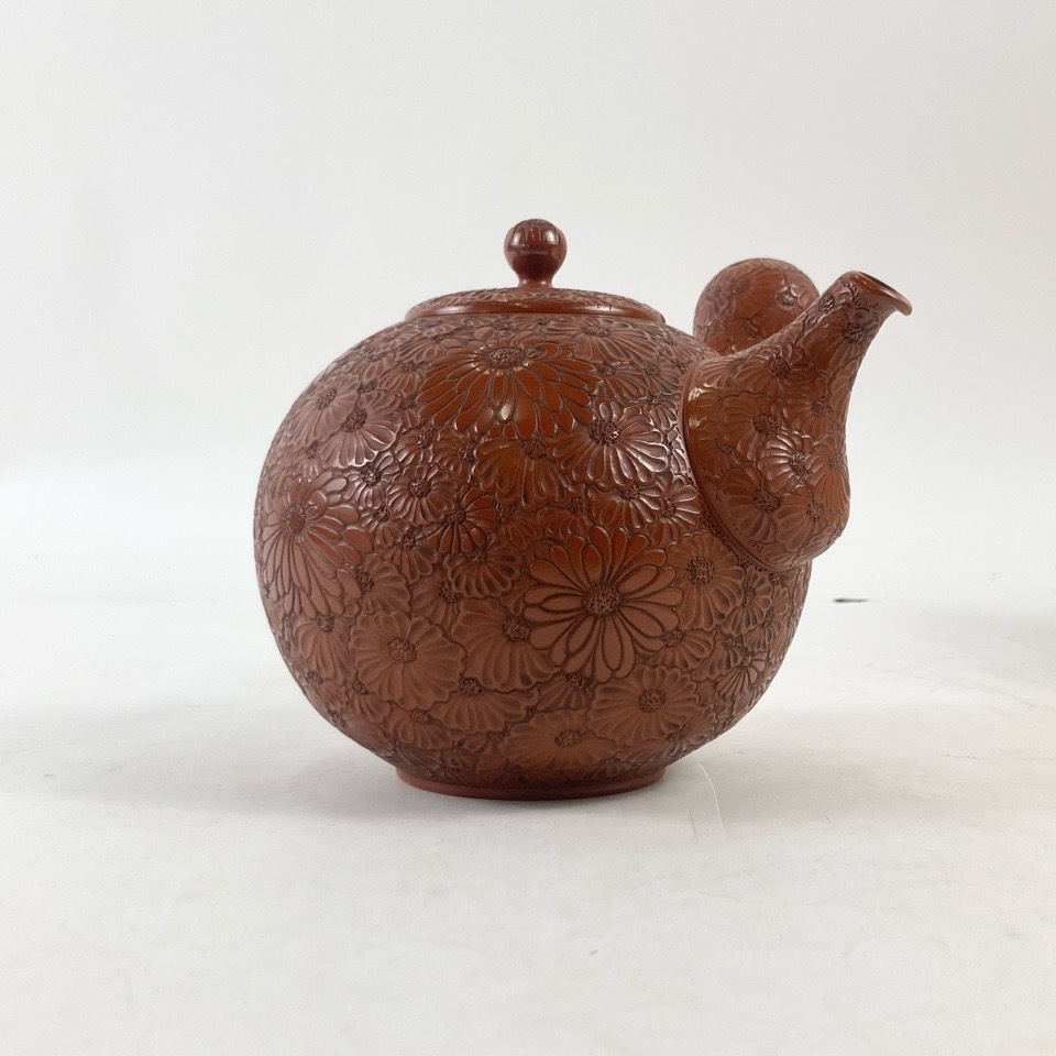 名工 山田宝生 作 常滑焼 極細密彫刻 朱泥 茶注 急須 新品 常滑焼 名工 山田宝生 希少特大 朱泥急須 細密彫 共箱 煎茶器