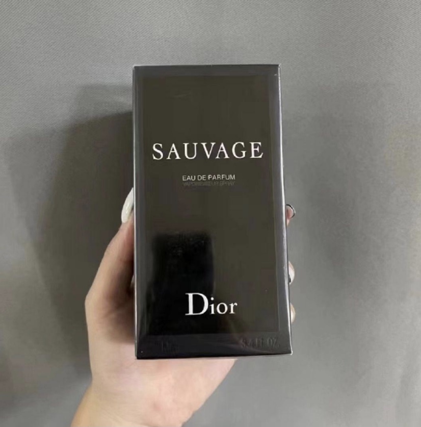 Christian Dior ディオール ソヴァージュ オードパルファム100ml EDP CN258074