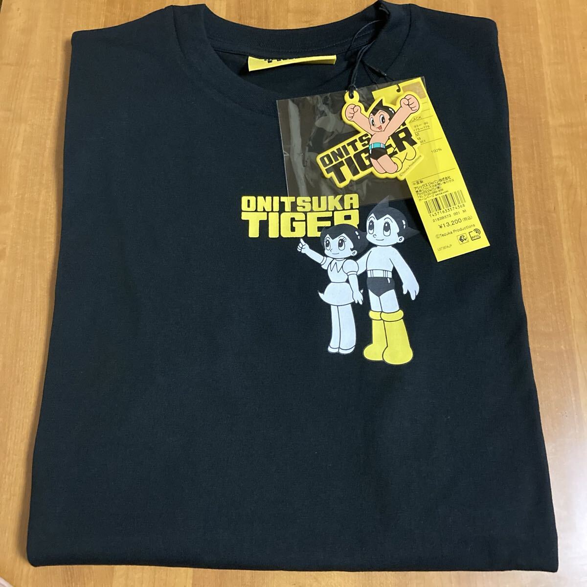 新品 オニツカタイガー 鉄腕アトム グラフィックコラボTシャツ ユニセックス Mサイズ_画像1