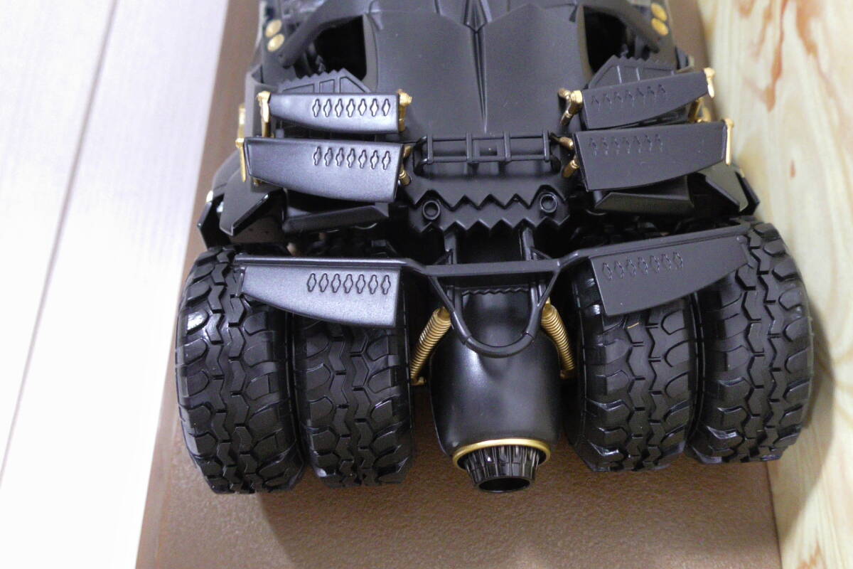 未使用 送料無料 1/18 ホットウィール バットマン バットモービル Hot WHeeLs BATMOBILE メタル コレクション_画像5