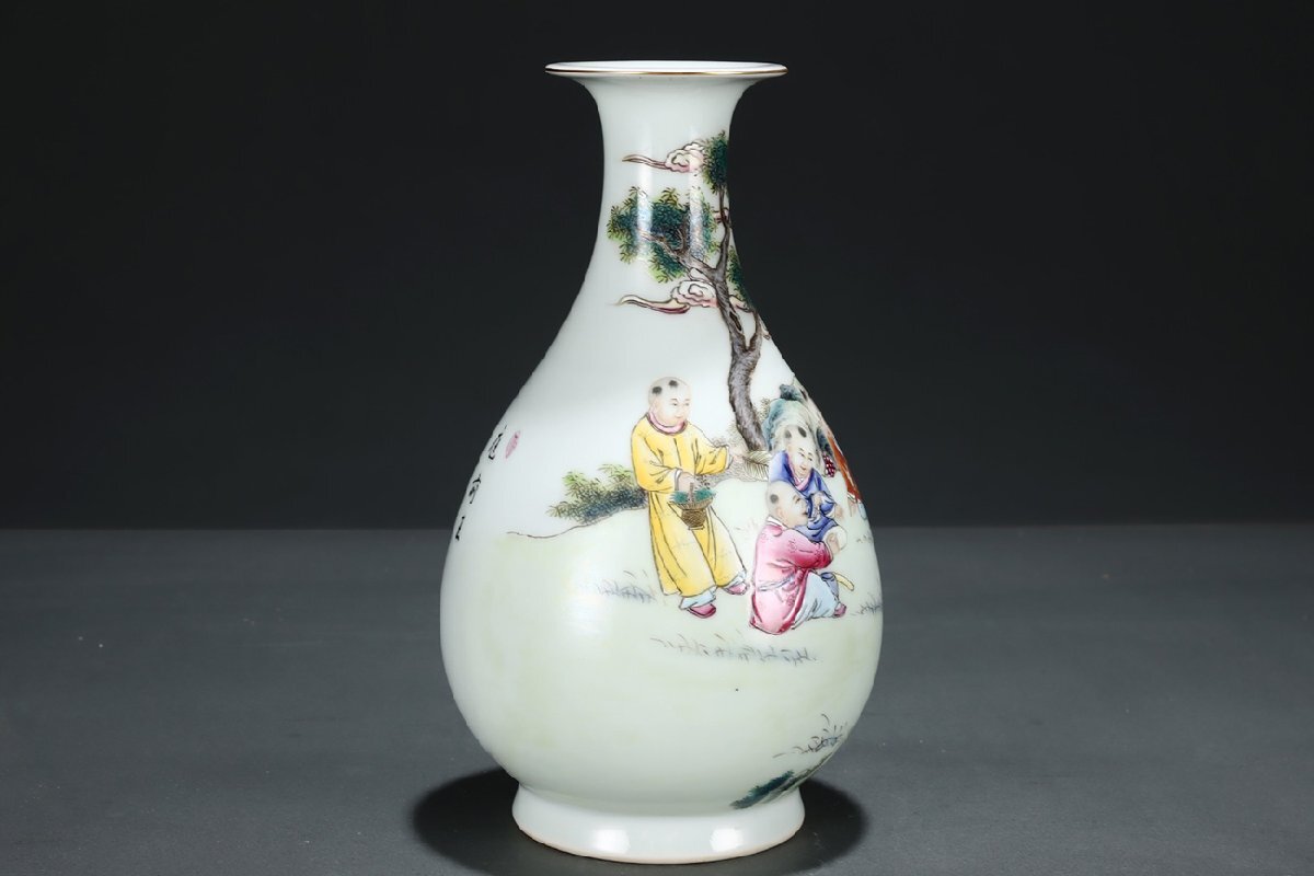 #中国美術 粉彩色絵 蓋付小壺 白菜文様 P-10 □大成美術□粉彩嬰戯図漢詩文描金玉壺春瓶 清雍正年製款 箱付き
