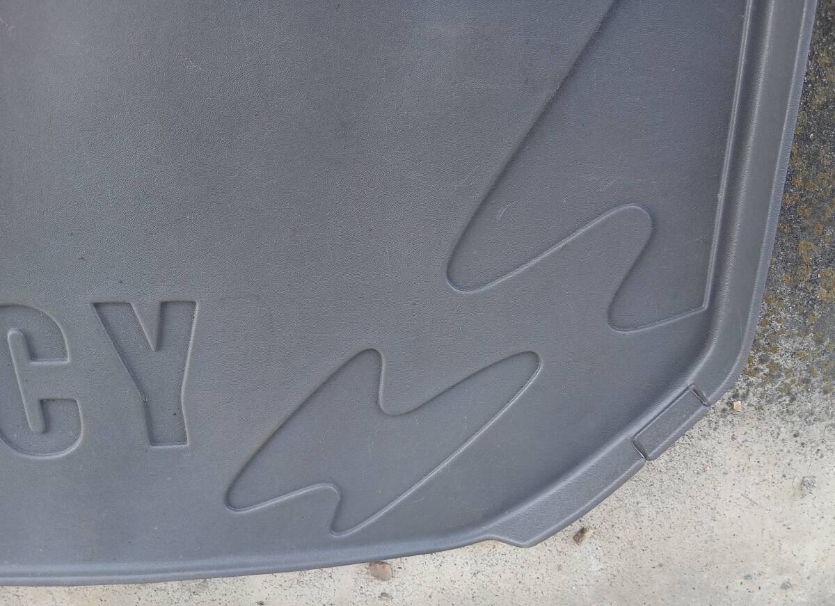 スバル レガシィツーリングワゴン BH5 純正オプション 防水ラゲージマット 中古品