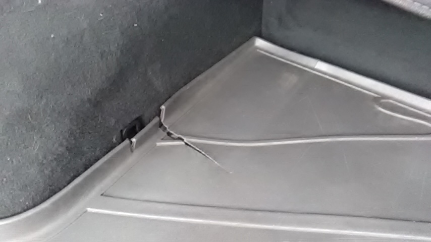 スバル レガシィツーリングワゴン BH5 純正オプション 防水ラゲージマット 中古品