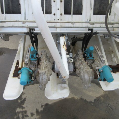 長(zhǎng)野 ※納品代別※ クボタ 4條植え 田植え機(jī) SPU450P-GMR 枕地ロータ 9.7馬力 現(xiàn)狀販売 こまきちゃん 植付 田植機(jī) 中古品