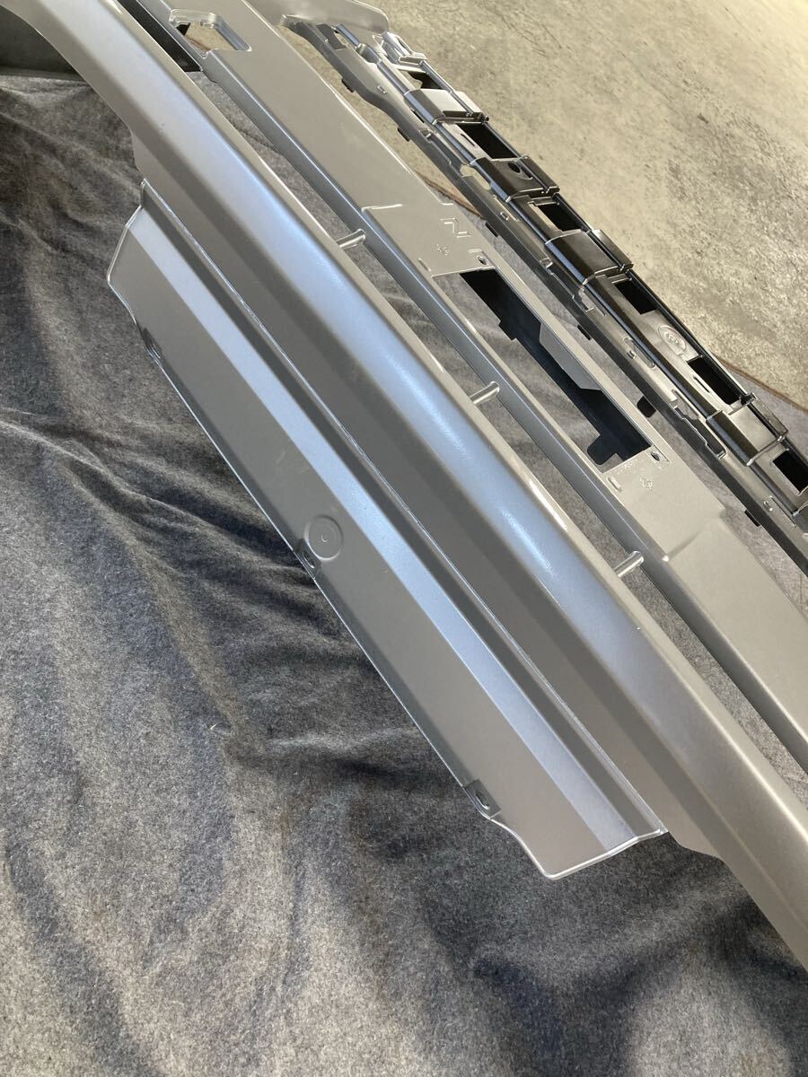 200系 ハイエース 標準ボディ用 フロントバンパー 1E7 シルバー 引き取り限定_画像8