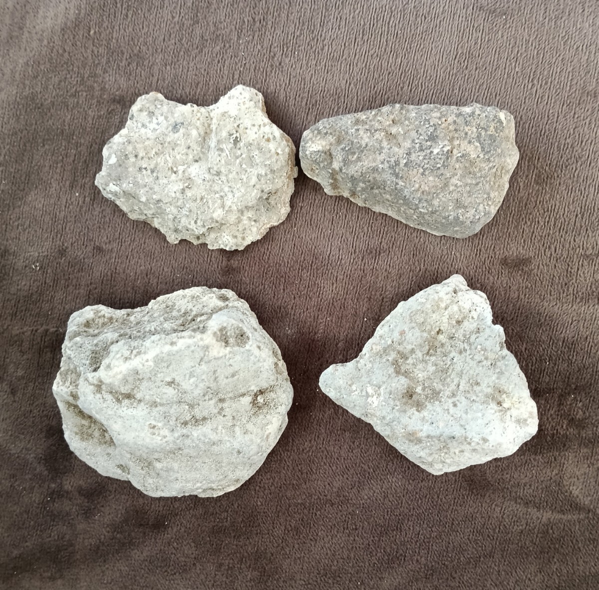 ☆秋田発『北投石』178グラム（4個セット）100%本物!! 秋田