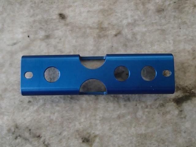 【青森発】「バッテリーステー」レイル LAILE ブラケット 中古 ブルー アルミ製 取付穴中心～取付穴中心13.7cm Beatrush ※説明欄要確認_画像5