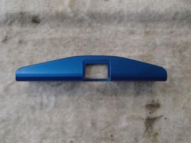 【青森発】「バッテリーステー」レイル LAILE ブラケット 中古 ブルー アルミ製 取付穴中心～取付穴中心13.7cm Beatrush ※説明欄要確認_画像4