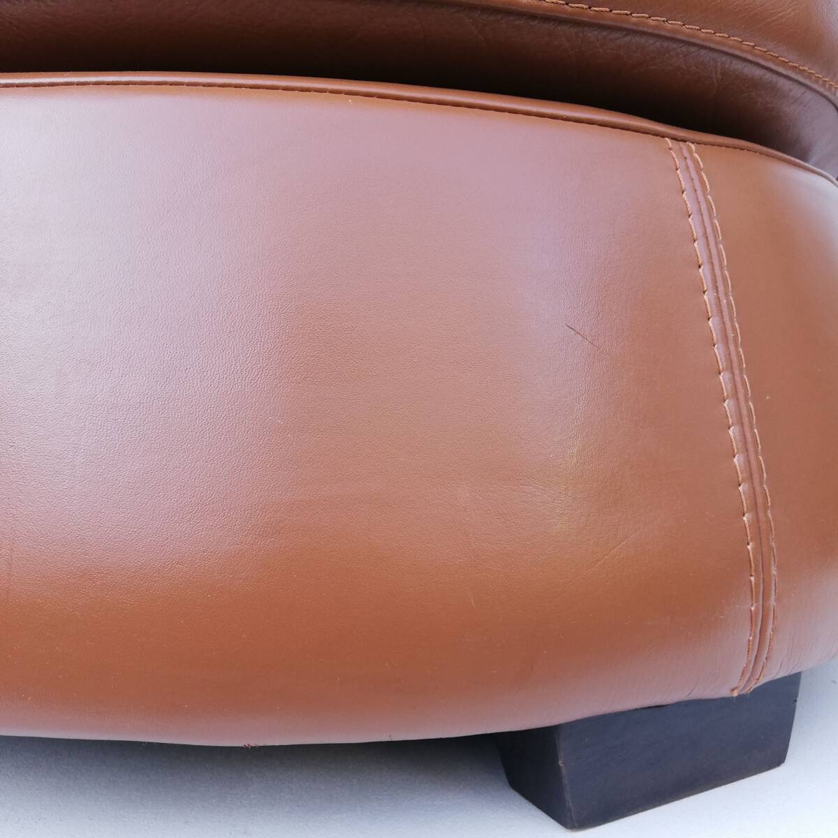 廃盤◆希少 ACTUS five by five メテオール 本革 ラウンド オットマン アクタス 北歐 ウニコ カッシーナ 