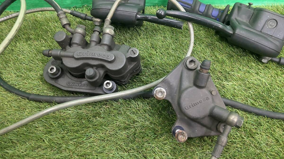 アプリリア スカラベオ 250 ZD4TD フロント リア キャリパー マスター レバー スロットル ホルダー_画像10