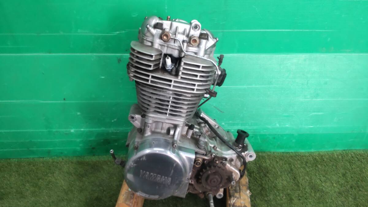 Yamaha SR 400 RH01J H313E двигатель