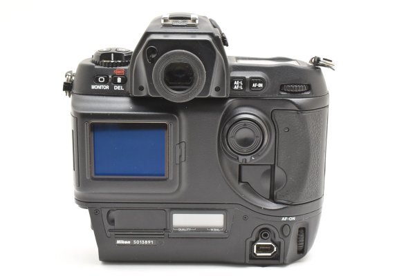 ★ジャンク品★ニコン NIKON D1 ボディ #19997 ☆ジャンク品☆ニコン NIKON D1 ボディ #19997