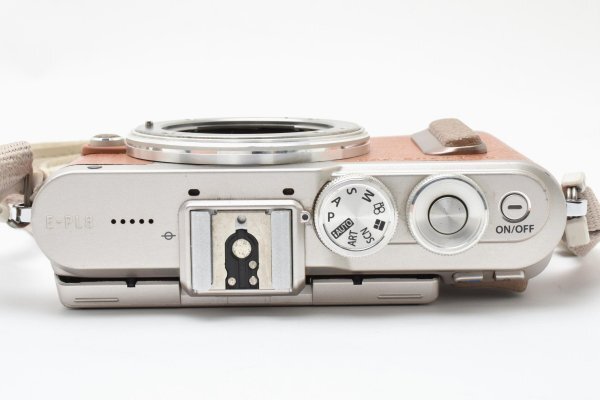 ★実用品★OLYMPUS オリンパス PEN E-PL8 ボディ #19972MTT