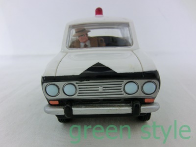 ※　ルパン三世「カリオストロの城」　フィアット500 & 銭形警部の日産ブルーバード410型　セット　箱無し_画像7