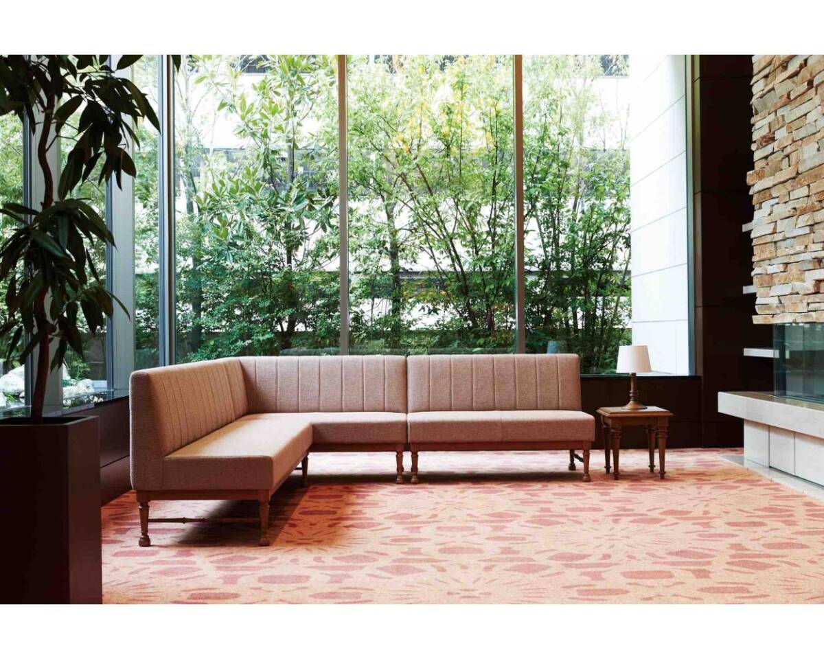 モデル展示未使用品 片肘ソファ ロクロ脚 CELINE 2人掛けソファ カロレ モデル展示未使用品 片肘ソファ ロクロ脚 CELINE 2人掛けソファ