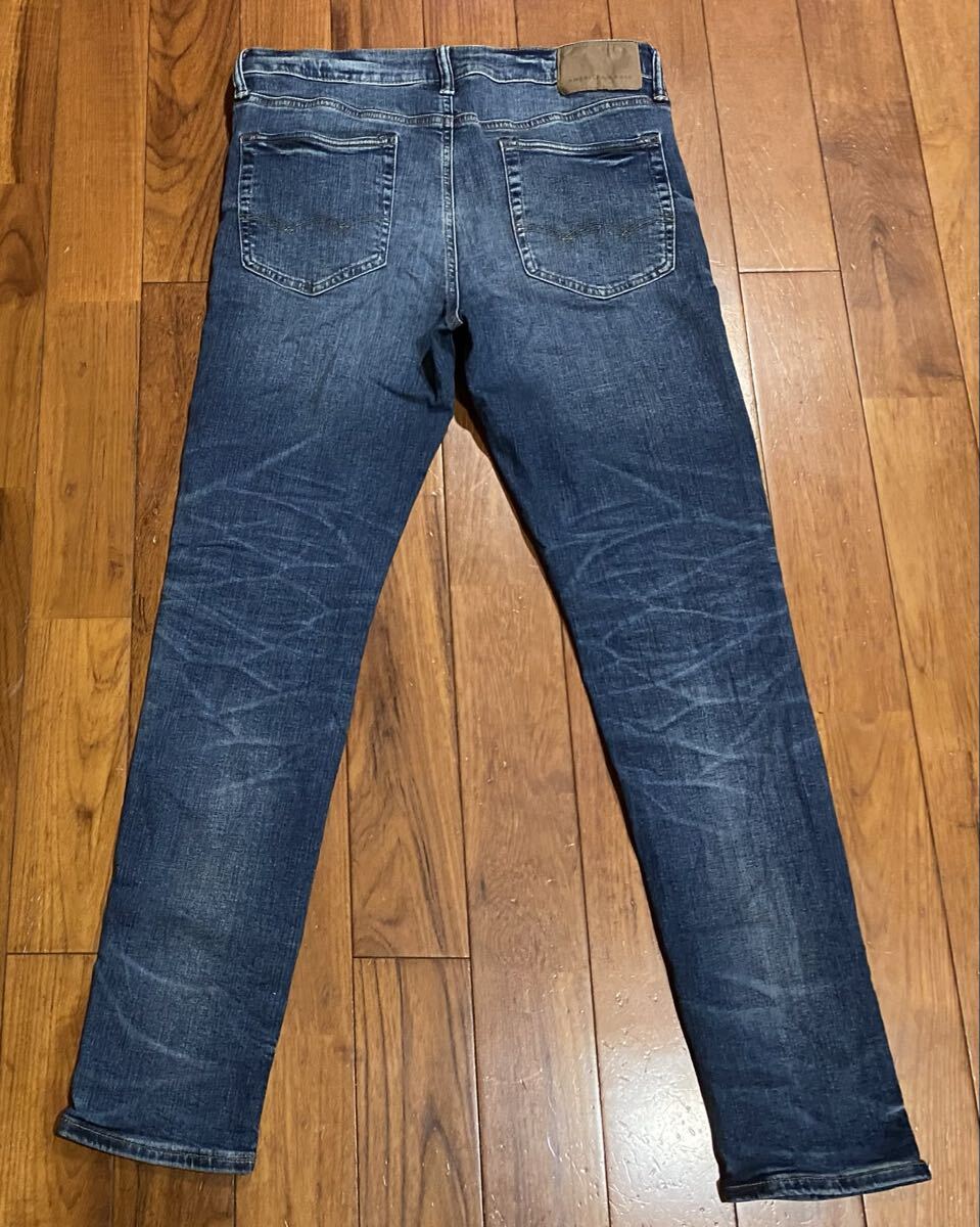 ■AMERICAN EAGLE OUTFITTERS■アメリカンイーグルのストレッチスキニーデニム(ジーンズ)■W32_画像2