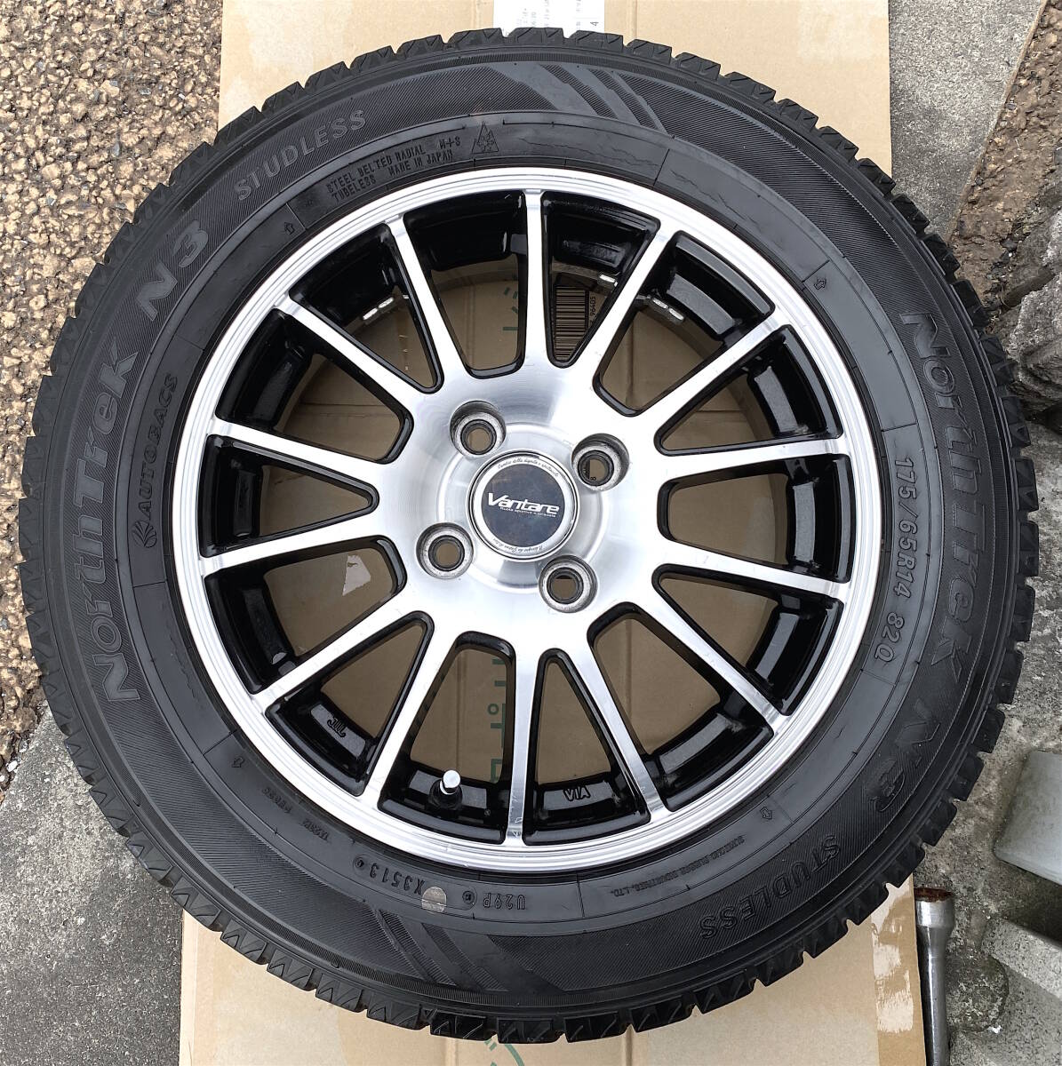 ジャパンアクティブ Vantare ガルラ 美品 14インチ アルミホイール 1本 5.5J 4穴 PCD100 オフセット+38 ハブ径67 スタッドレス付 175/65R14_画像1