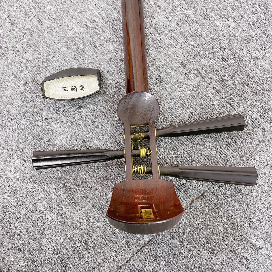 三味線 短棹 中棹 金細 1本溝 綾杉胴 トチ入り紅木
