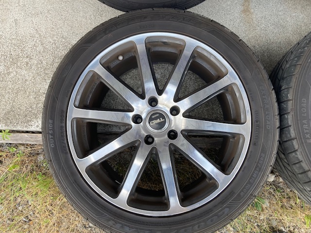 4本セット RAYS TRD 8J-18インチ +40 タイヤ付 245/45R18 レイズ　マークＸなど_画像5