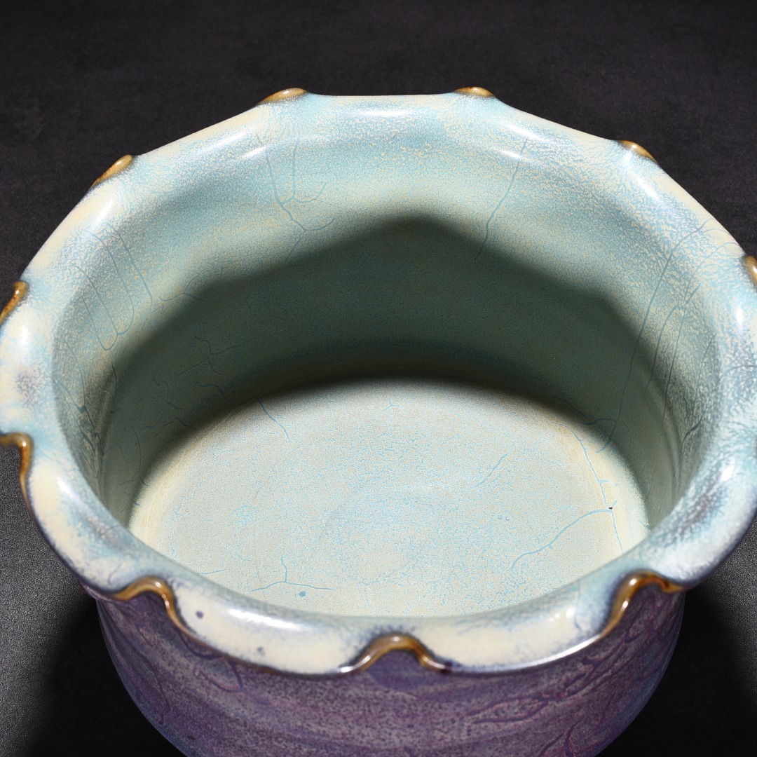 中国古美術・宋鈞窯款・葡萄紫釉八卦象耳炉・御題入・工芸品・木箱付・文房具・香炉台 中国古美術・宋鈞窯款・葡萄紫釉八卦象耳炉・御題入・