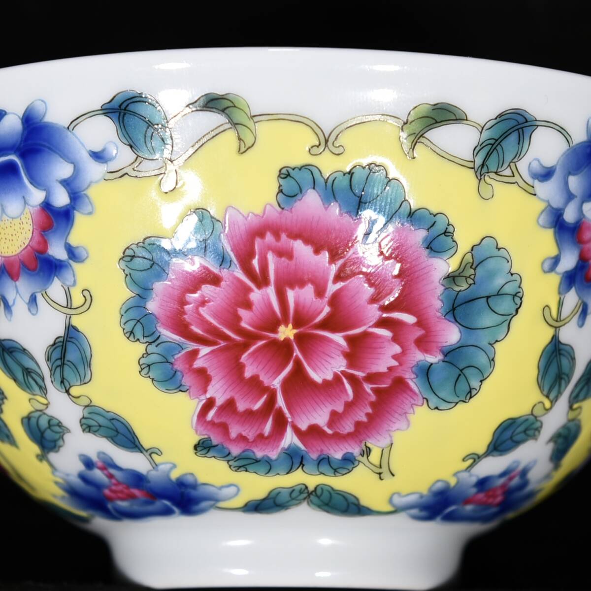 ■LH313■【清康熙御制款】 琺瑯彩花卉紋茶碗2客 古物 共箱 収蔵品 古陶磁器■_画像7