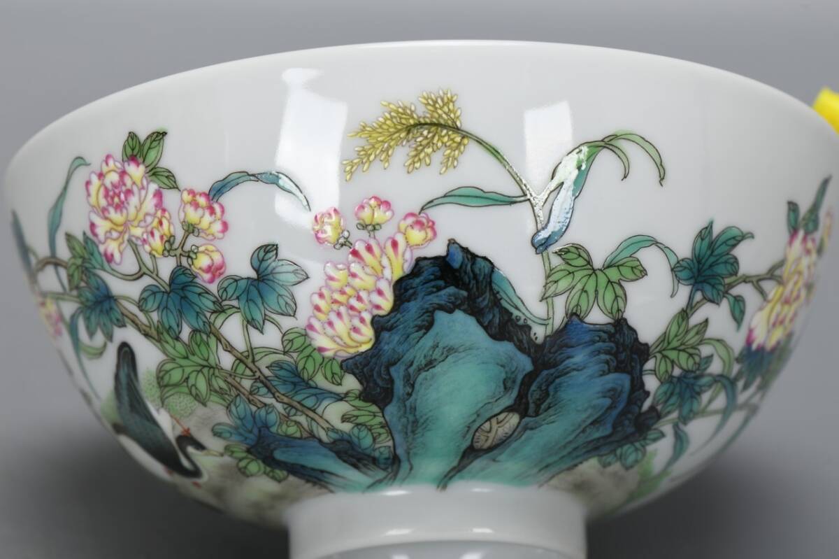 YH112■大清雍正年製款 琺瑯彩 花卉鳥紋碗2客【共箱】珍品 時代物 古玩 唐物 古陶磁器■_画像8