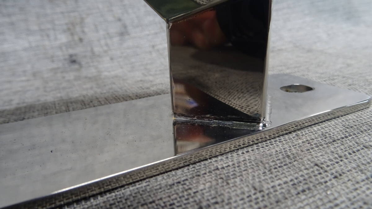 新型ですょ!!FUSO17/07スーパーグレート用 フロントグリップ キャブグリップ 角パイプステンレスバージョン【FUSG-FG-25-180】_画像6