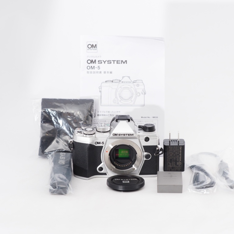 OM SYSTEM/オリンパス OM-5 ボディー シルバー