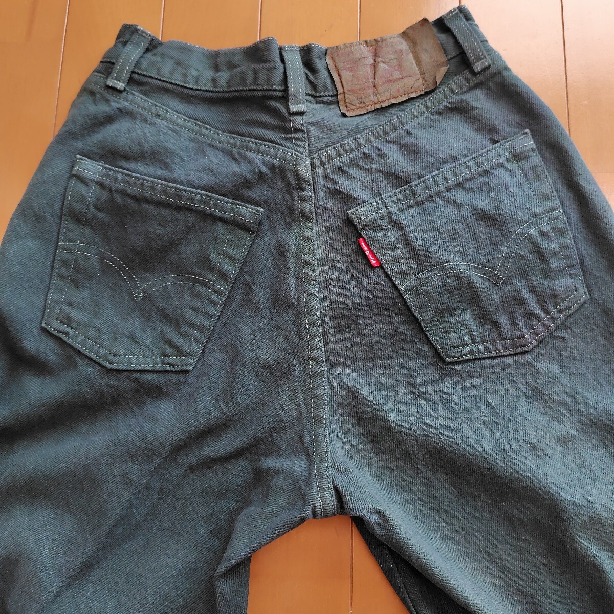 ヴィンテージ80s90s フランス製 リーバイス 501( レディース901) デッドストック ジーンズ 26(60cm) グリーン_画像5