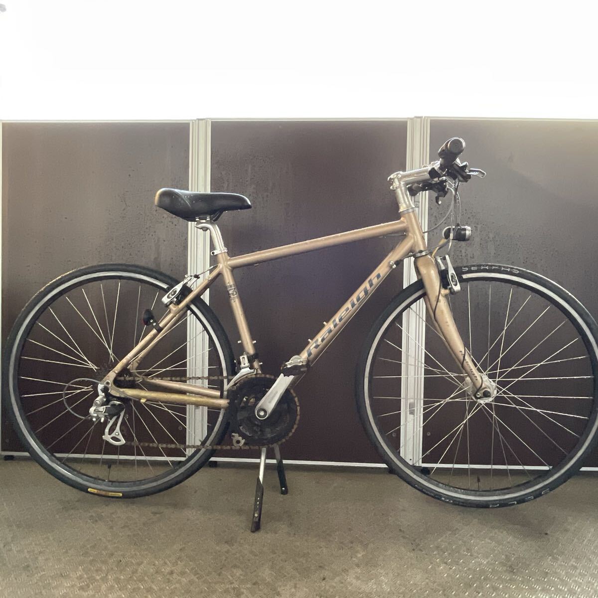 RALEIGHクロスバイク 24段変速 オートライト RALEIGHクロスバイク 24段変速 オートライト
