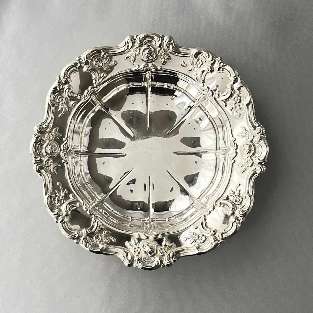 【Towle】薔薇のボウルトレー【シルバープレート】18cm Towle】薔薇のボウルトレー【シルバープレート】18cm カトラリー