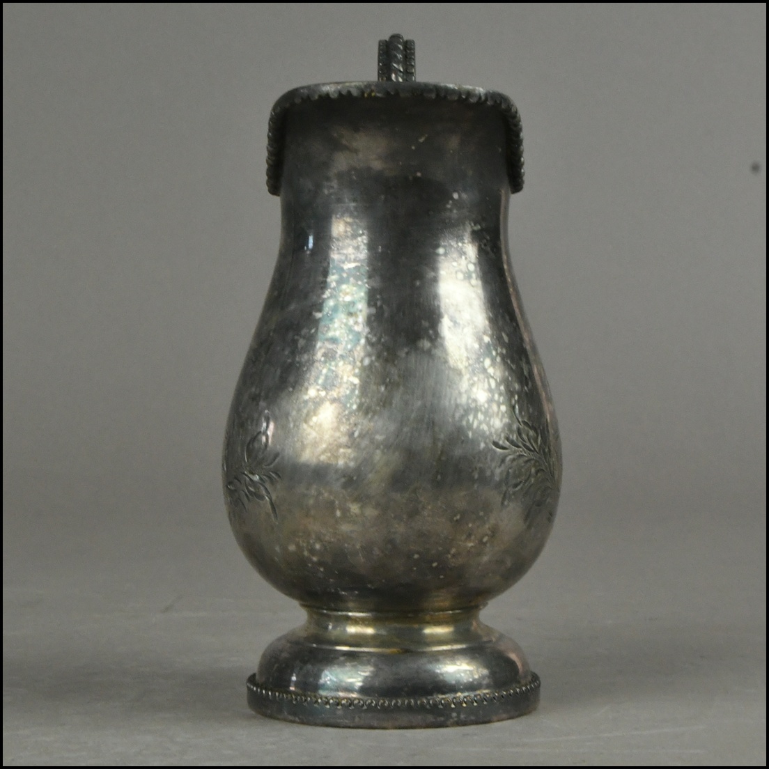 【ACT】アンティーク【BEST SILVER PLATE】MADE IN ENGLAND 彫刻 銀 シルバー 銀仕上げ ミルクポット 重さ222g A7-807-86_画像3